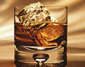 В Шотландии виски пьют в чистом виде с добавлением воды или с добавлением льда