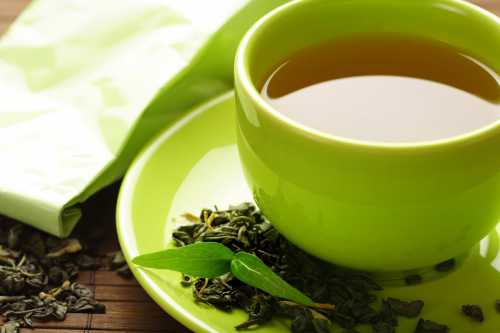 В составе белого чая наличие особых веществ, которые предотвращают развитие раковых клеток в организме